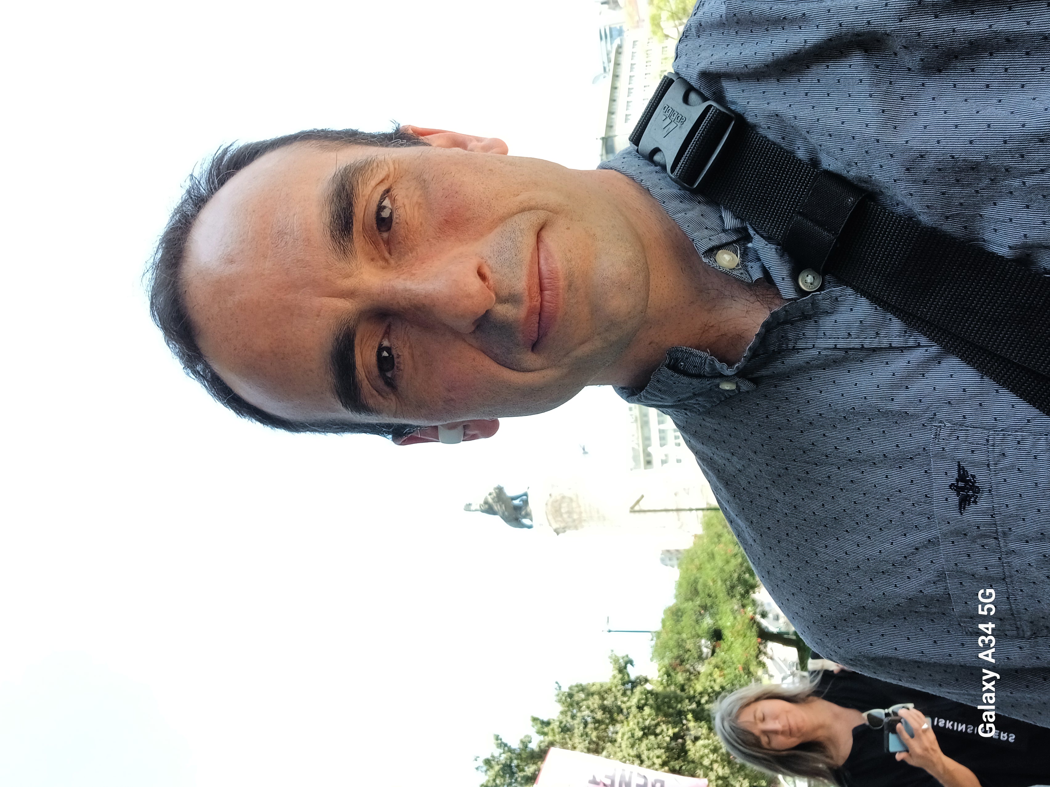 Foto de [Tu Nombre]